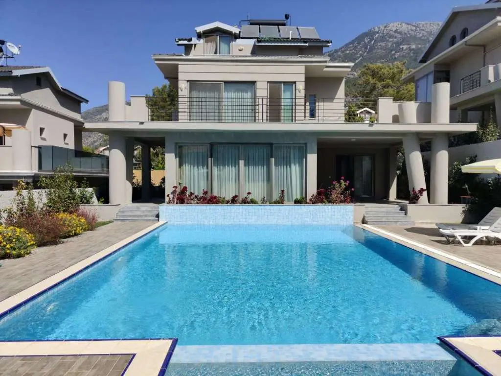 Villa in Ovacik